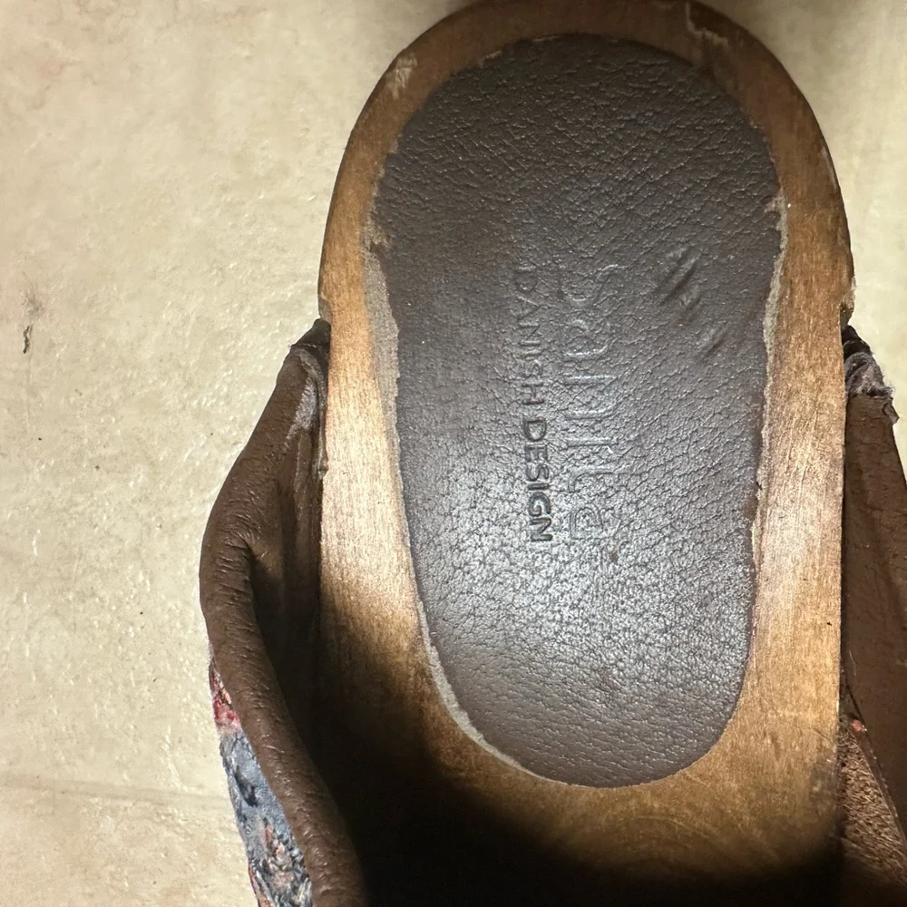 Sanita mules wooden with beautiful embroidered tops. Size 40, or 10. - Picture 4 of 5